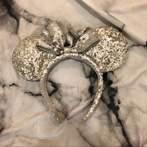 Silver sequin Minnie Mouse ears